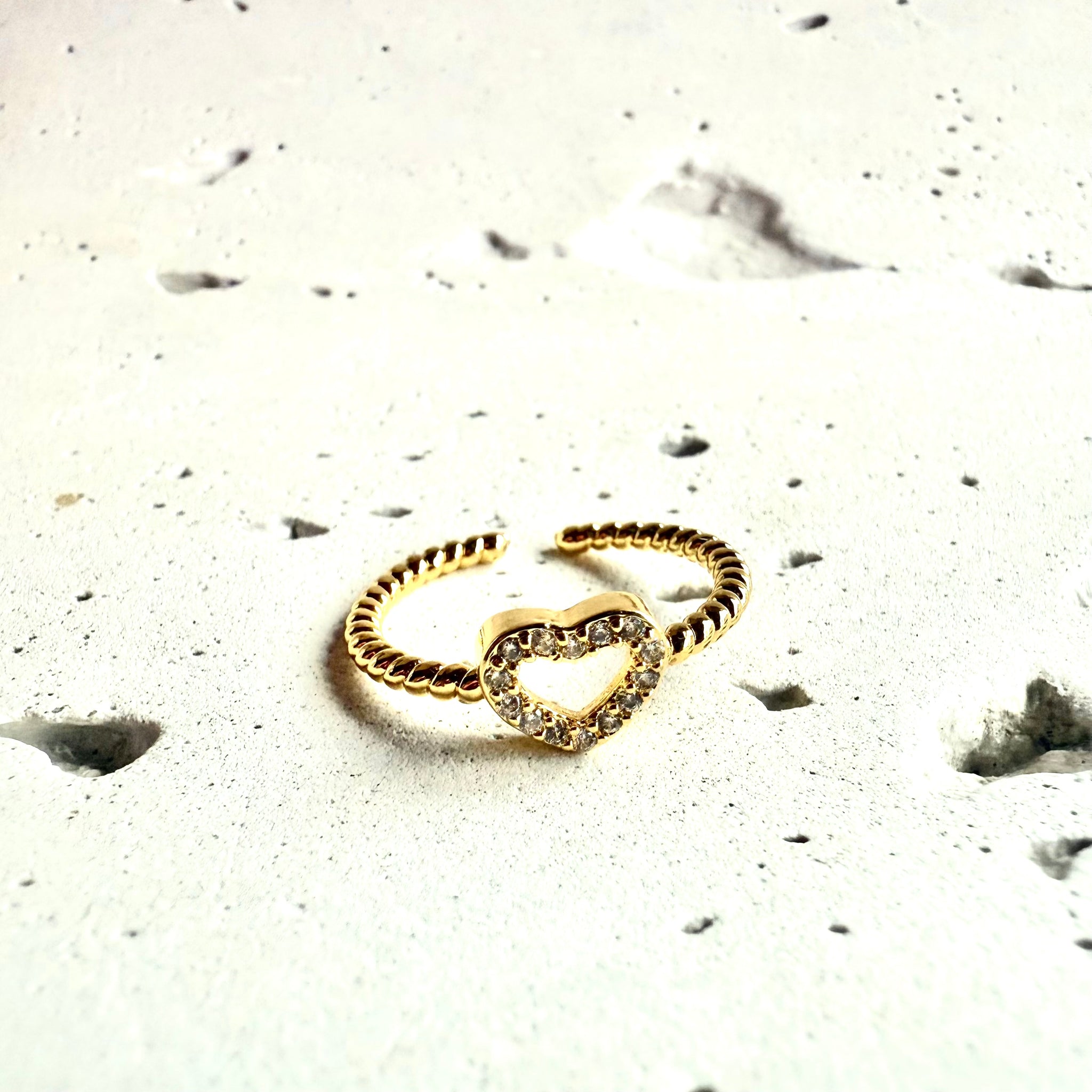 Anillo enebro corazón